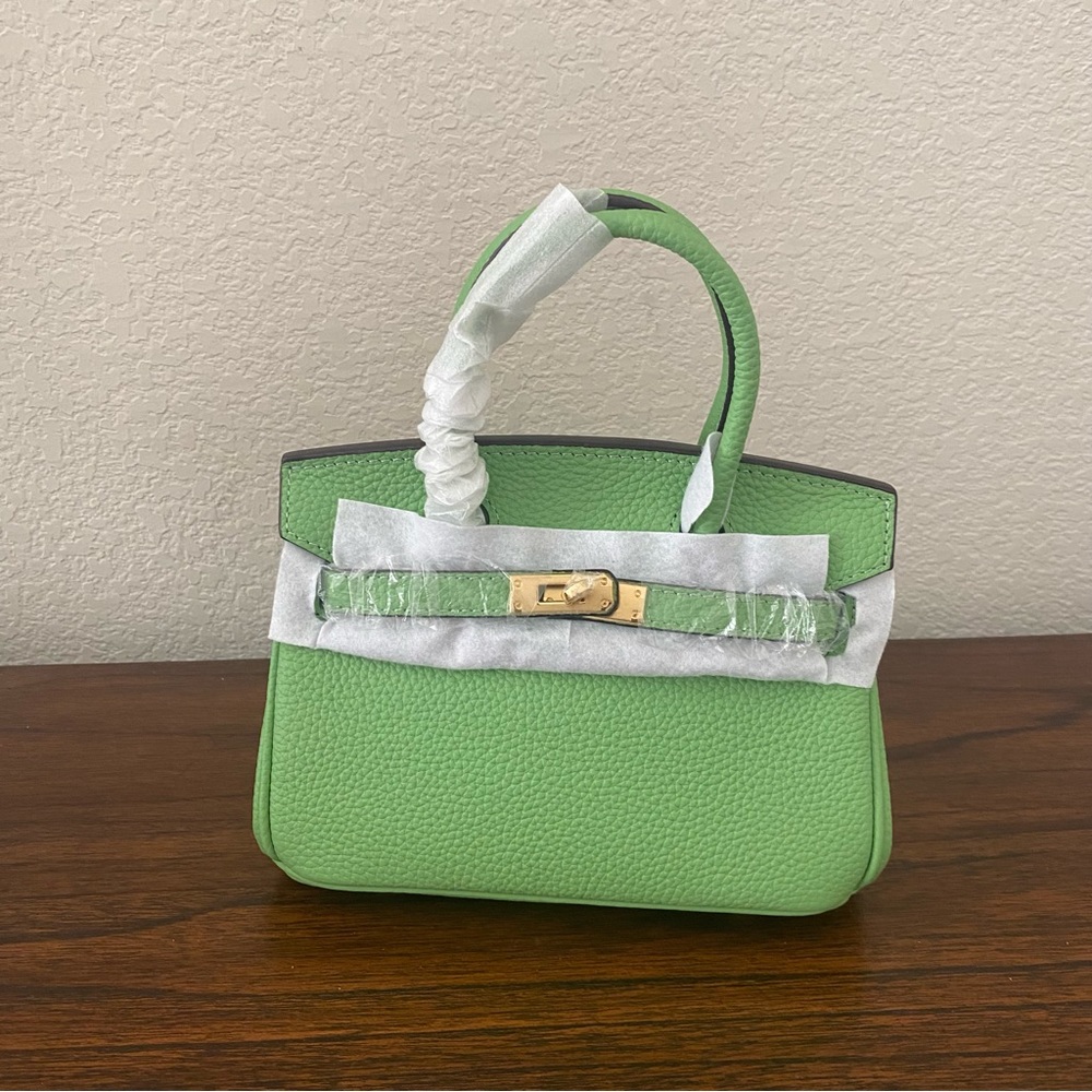 Light Green 20 CM Mini Pebble Leather Satchel Bag w/ Lock & Key Crossbody R2/S2
